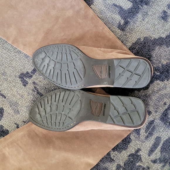 NWOT Sundance suede slouch boots - Picture 5 of 7